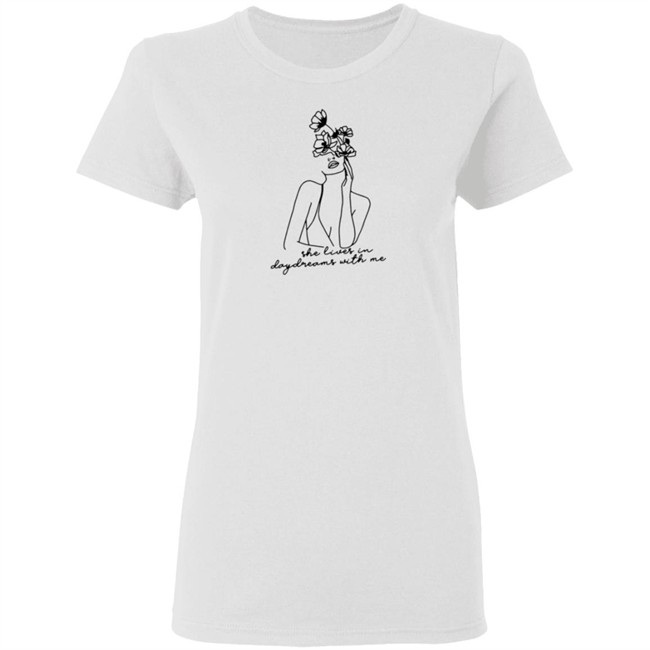 ✅She Lives In Daydreams With Me Shirt Now Available - Best Seller ✅She Lives In Daydreams With Me Shirt Now Available - Best Seller