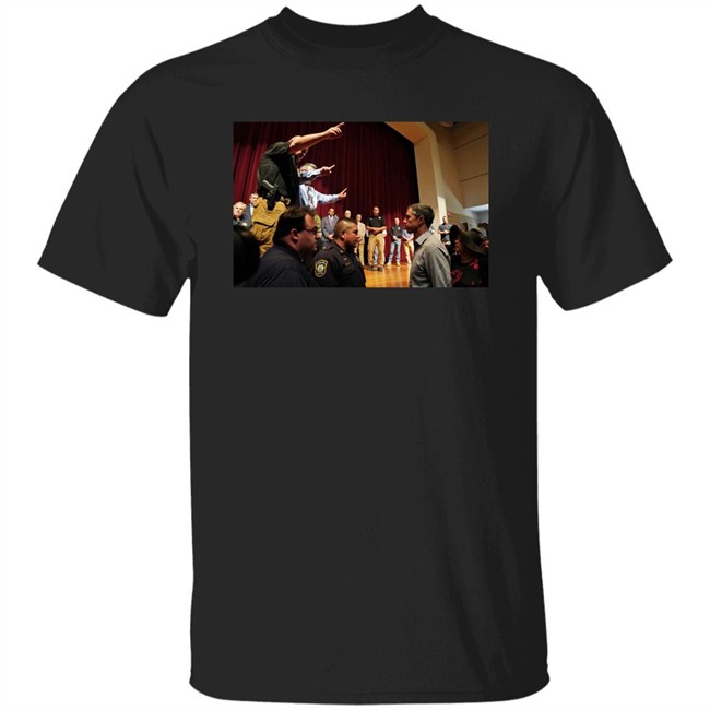 Beto O'rourke Confronts Texas Governor T Shirt Greg Abbott's Elementary School Shooting Press Conference Chrissy Kleberg Greg Abbott's Elementary School Shooting Press Conference Chrissy Kleberg Beto O'rourke Confronts Texas Governor T Shirt