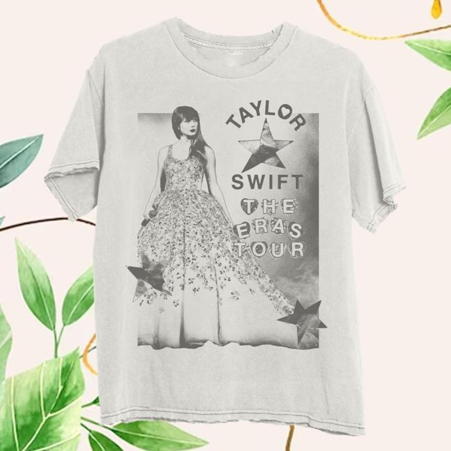Official Taylor Seift Swift Clothing Store Shop Taylor Swift The Eras Tour Photo T-Shirt TaylorSwift