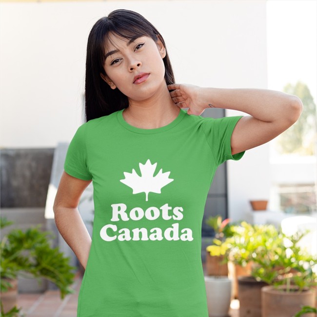 Emsrsue Roots Canada Hoodie