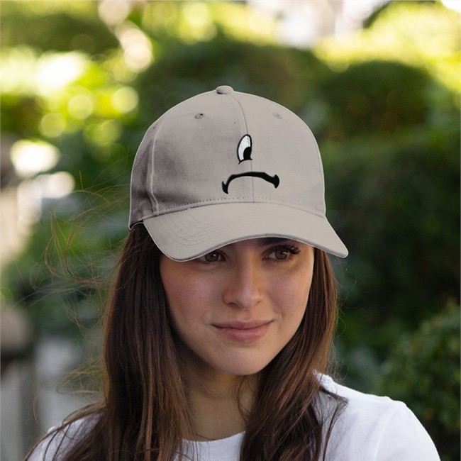Un Verano Sin Ti Merch Uvst Red Heart Hats