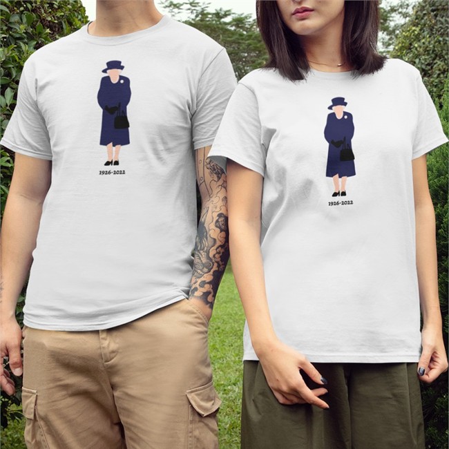 Rip Queen Elizabeth II 1926-2022 Long Sleeved T Shirt God Save The Queen Rip Queen Elizabeth II 1926-2022 Long Sleeved T Shirt